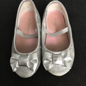 CARTERS SILVER GLITTER DRESS SHOES